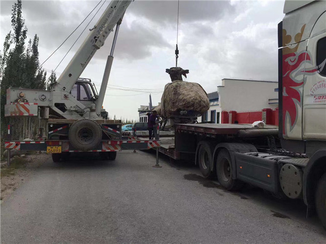 高昌区狭窄场地（如小区、车间）适合用哪种吊车？